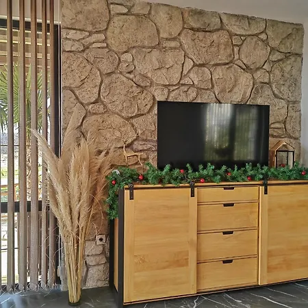 еко комплекс албиция 别墅