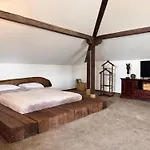 Eco Complex Albizia - Private With Garden & Terrace Near Byala *