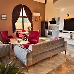 Луксозна вила Eco Complex Albizia - Private With Garden & Terrace Near Byala