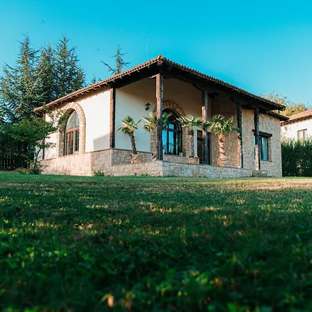 еко комплекс албиция *