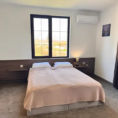 Eco Complex Albizia - Private With Garden & Terrace Near Byala Вілла