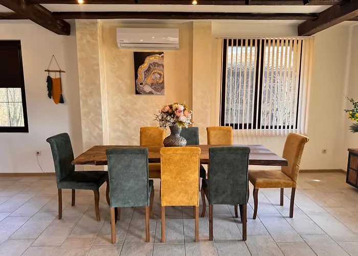 Eco Complex Albizia - Private With Garden & Terrace Near Byala